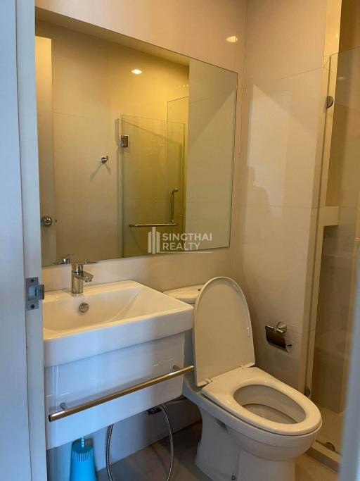 For SALE : Life Asoke / 2 Bedroom / 2 Bathrooms / 55 sqm / 8000000 THB [S10905]