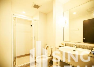 For SALE : Baan Siri Sukhumvit 13 / 2 Bedroom / 2 Bathrooms / 74 sqm / 8100000 THB [6912221]