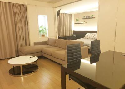 For SALE : MODE Sukhumvit 61 / 1 Bedroom / 1 Bathrooms / 55 sqm / 8100000 THB [S11308]