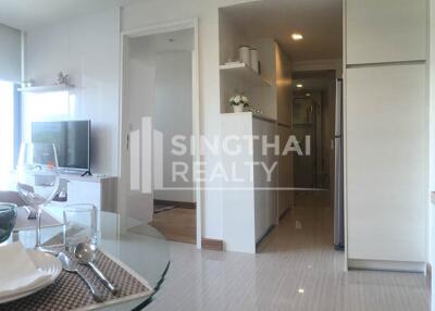 For SALE : Downtown Forty Nine / 1 Bedroom / 1 Bathrooms / 45 sqm / 8220000 THB [2840570]