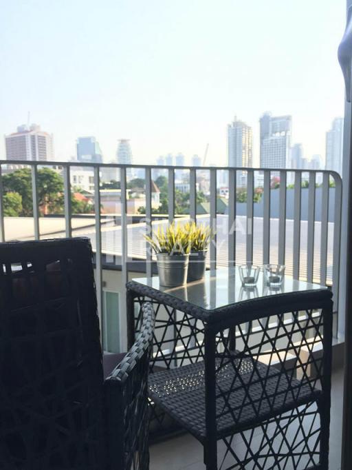 For SALE : Downtown Forty Nine / 1 Bedroom / 1 Bathrooms / 45 sqm / 8220000 THB [2840570]