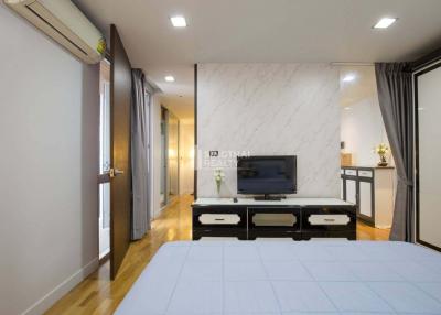 For SALE : Quad Silom / 1 Bedroom / 1 Bathrooms / 56 sqm / 8500000 THB [S10529]