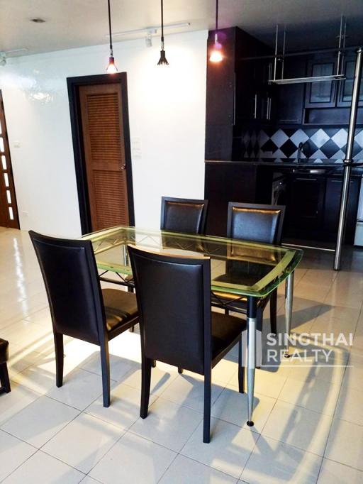 For SALE : Supalai Place / 2 Bedroom / 1 Bathrooms / 121 sqm / 8600000 THB [S10743]