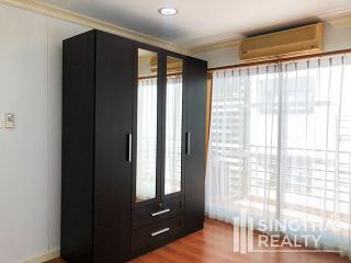 For SALE : Lumpini Suite Sukhumvit 41 / 2 Bedroom / 1 Bathrooms / 72 sqm / 8700000 THB [9164577]