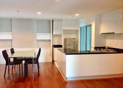 For SALE : Belle Grand Rama 9 / 2 Bedroom / 1 Bathrooms / 81 sqm / 8990000 THB [S11097]