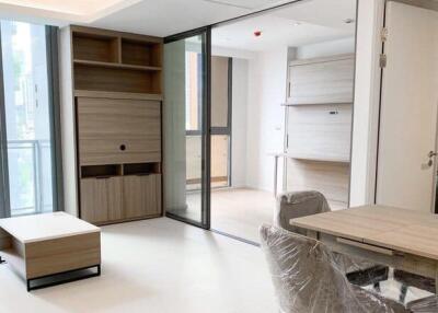 For SALE : Circle Sukhumvit 31 / 1 Bedroom / 1 Bathrooms / 47 sqm / 9000000 THB [S11161]