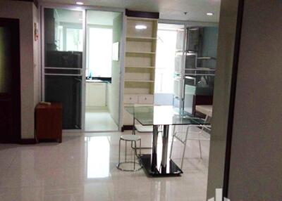 For SALE : Sukhumvit Living Town / 1 Bedroom / 1 Bathrooms / 77 sqm / 9300000 THB [8820187]