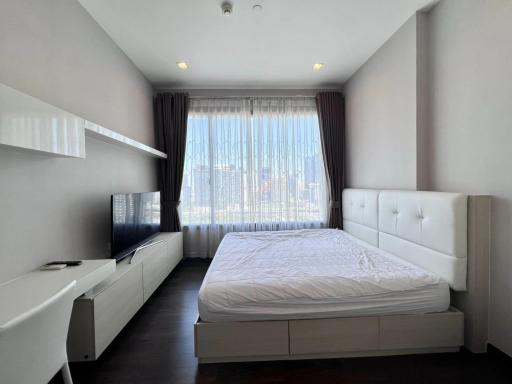 For SALE : Q Asoke / 1 Bedroom / 1 Bathrooms / 45 sqm / 9300000 THB [S11453]