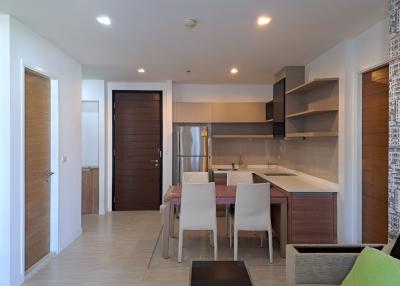 For SALE : Rhythm Sukhumvit / 2 Bedroom / 2 Bathrooms / 65 sqm / 9480000 THB [S11395]