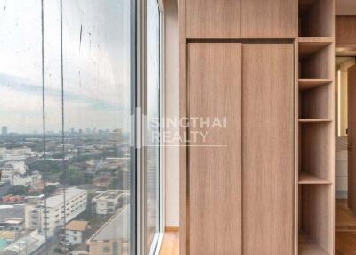 For SALE : Siamese Exclusive Sukhumvit 42 / 2 Bedroom / 1 Bathrooms / 47 sqm / 9500000 THB [S10548]