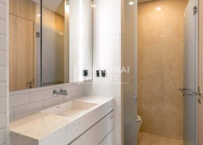 For SALE : Siamese Exclusive Sukhumvit 42 / 2 Bedroom / 1 Bathrooms / 47 sqm / 9500000 THB [S10548]
