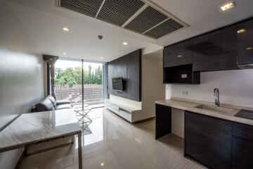 For SALE : Downtown Forty Nine / 2 Bedroom / 2 Bathrooms / 58 sqm / 9800000 THB [S11544]