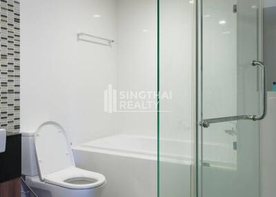 For SALE : Mirage Sukhumvit 27 / 2 Bedroom / 2 Bathrooms / 66 sqm / 9900000 THB [9936411]