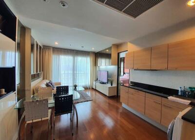 For SALE : The Address Chidlom / 1 Bedroom / 1 Bathrooms / 55 sqm / 9900000 THB [S10512]