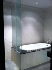 For SALE : The Lakes / 1 Bedroom / 1 Bathrooms / 67 sqm / 10000000 THB [9964807]