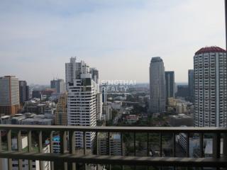 For SALE : Quattro by Sansiri / 1 Bedroom / 1 Bathrooms / 53 sqm / 12350000 THB [S10018]