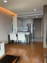 For SALE : The Address Sathorn / 1 Bedroom / 1 Bathrooms / 56 sqm / 10600000 THB [S11109]