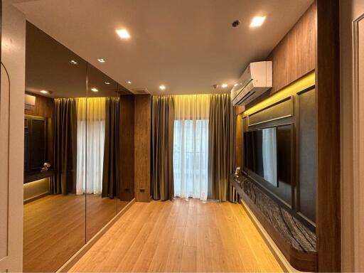 For SALE : Noble Remix / 2 Bedroom / 2 Bathrooms / 57 sqm / 10500000 THB [S11142]