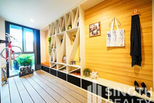 For SALE : Taka Haus Ekamai 12 / 2 Bedroom / 2 Bathrooms / 68 sqm / 10800000 THB [7076675]