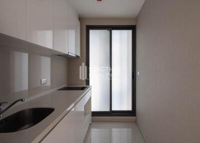 For SALE : Rhythm Sukhumvit 42 / 2 Bedroom / 2 Bathrooms / 57 sqm / 10900000 THB [S10842]