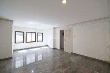 For SALE : The Heritage / 2 Bedroom / 3 Bathrooms / 150 sqm / 11000000 THB [9855794]