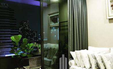 For SALE : M Silom / 1 Bedroom / 1 Bathrooms / 52 sqm / 11000000 THB [S10497]