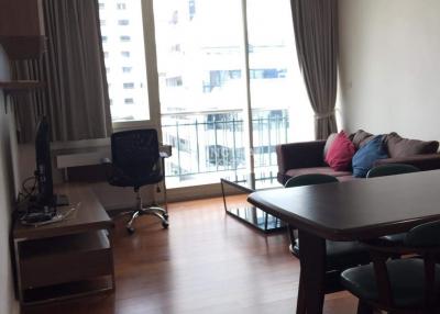 For SALE : Wind Sukhumvit 23 / 2 Bedroom / 2 Bathrooms / 78 sqm / 11000000 THB [S10880]