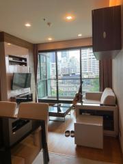 For SALE : The Address Sathorn / 2 Bedroom / 2 Bathrooms / 70 sqm / 11500000 THB [S10589]