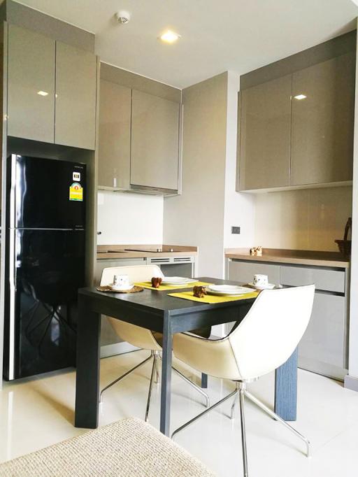 For SALE : M Silom / 1 Bedroom / 1 Bathrooms / 53 sqm / 11700000 THB [6671262]