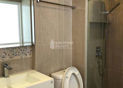 For SALE : Downtown Forty Nine / 2 Bedroom / 2 Bathrooms / 81 sqm / 12300000 THB [S10559]