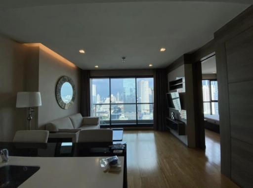 For SALE : The Address Sathorn / 1 Bedroom / 1 Bathrooms / 55 sqm / 12800000 THB [S11240]