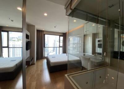 For SALE : The Address Sathorn / 1 Bedroom / 1 Bathrooms / 55 sqm / 12800000 THB [S11240]