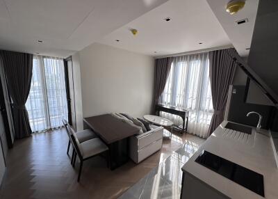 For SALE : The Reserve Sukhumvit 61 / 2 Bedroom / 1 Bathrooms / 48 sqm / 12800000 THB [S11339]