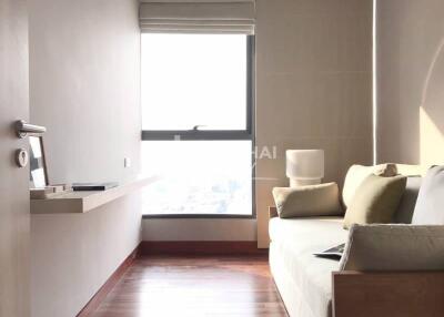 For SALE : The Lumpini 24 / 2 Bedroom / 2 Bathrooms / 55 sqm / 13000000 THB [9830771]