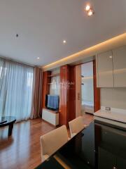 For SALE : The Address Sukhumvit 28 / 2 Bedroom / 2 Bathrooms / 67 sqm / 13000000 THB [S10735]