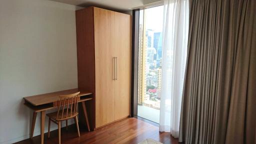 For SALE : Hansar Rajdamri / 2 Bedroom / 2 Bathrooms / 130 sqm / 13000000 THB [10679480]