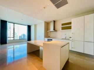 For SALE : Sindhorn Residence / 1 Bedroom / 1 Bathrooms / 74 sqm / 13400000 THB [9768251]