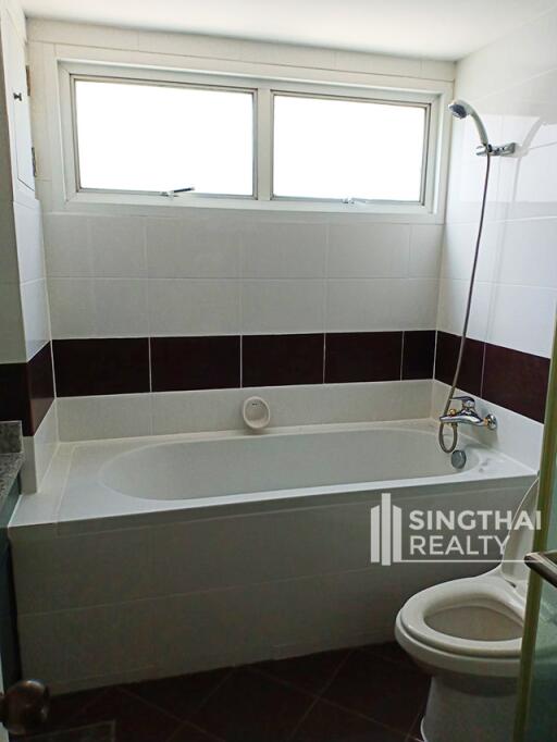 For SALE : Serene Place Sukhumvit 24 / 2 Bedroom / 2 Bathrooms / 111 sqm / 13500000 THB [8555987]