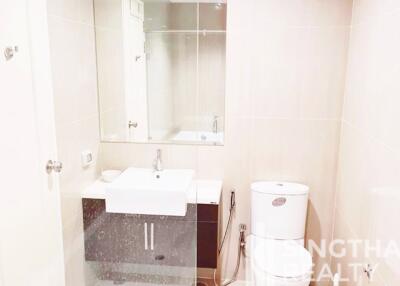 For SALE : Villa Asoke / 2 Bedroom / 2 Bathrooms / 98 sqm / 14500000 THB [8309049]