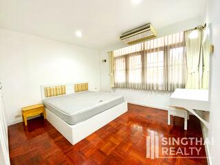 For SALE : T.P.J. Condo / 4 Bedroom / 2 Bathrooms / 283 sqm / 14500000 THB [8446051]