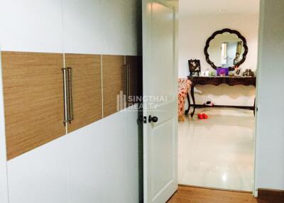 For SALE : Serene Place Sukhumvit 24 / 2 Bedroom / 2 Bathrooms / 111 sqm / 14500000 THB [8944944]