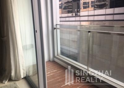 For SALE : Saladaeng Residences / 1 Bedroom / 1 Bathrooms / 66 sqm / 14700000 THB [5061221]