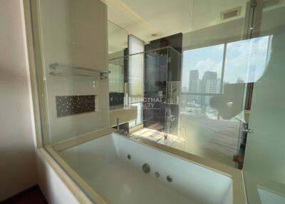 For SALE : The Address Sukhumvit 28 / 2 Bedroom / 2 Bathrooms / 65 sqm / 14800000 THB [9965717]