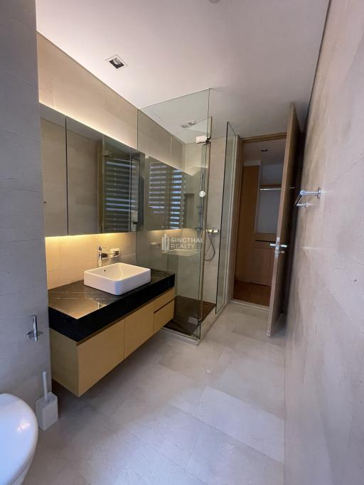 For SALE : Saladaeng Residences / 1 Bedroom / 1 Bathrooms / 62 sqm / 15000000 THB [10452291]