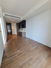 For SALE : MUNIQ Langsuan / 1 Bedroom / 2 Bathrooms / 55 sqm / 15000000 THB [10598124]