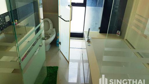 For SALE : The Address Sathorn / 2 Bedroom / 2 Bathrooms / 77 sqm / 15500000 THB [8357053]