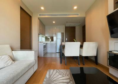 For SALE : The Address Sathorn / 2 Bedroom / 2 Bathrooms / 66 sqm / 15500000 THB [S10892]