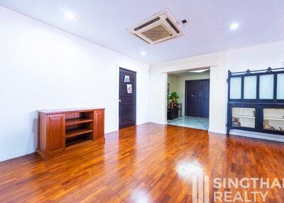 For SALE : President Park Sukhumvit 24 / 3 Bedroom / 3 Bathrooms / 225 sqm / 16000000 THB [10623891]