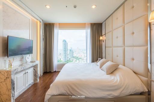 For SALE : Menam Residences / 2 Bedroom / 2 Bathrooms / 78 sqm / 16000000 THB [S11439]