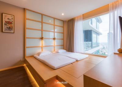 For SALE : Menam Residences / 2 Bedroom / 2 Bathrooms / 78 sqm / 16000000 THB [S11439]